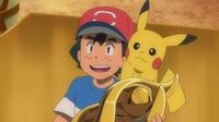 Ash Pikachu trophy SM139.jpg